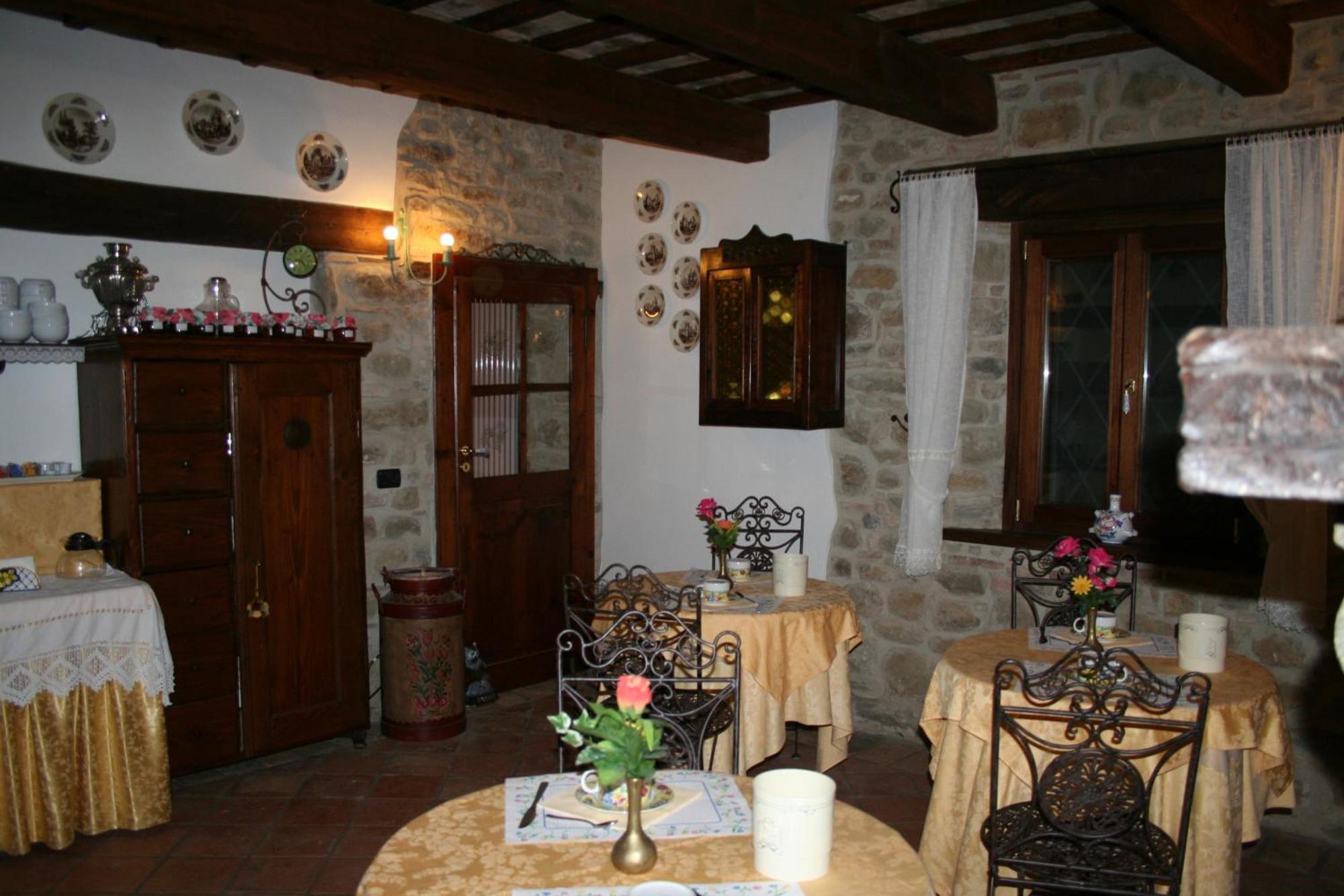 I Quattro Passeri Country House Santa Paola Exterior foto